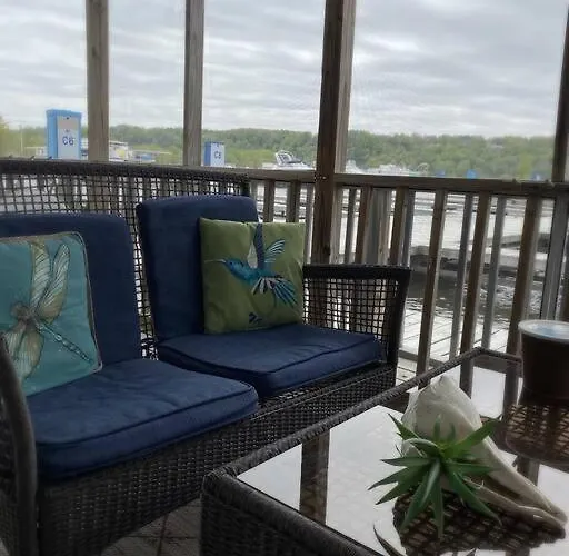 Floating On The River Nantucket * Savanna